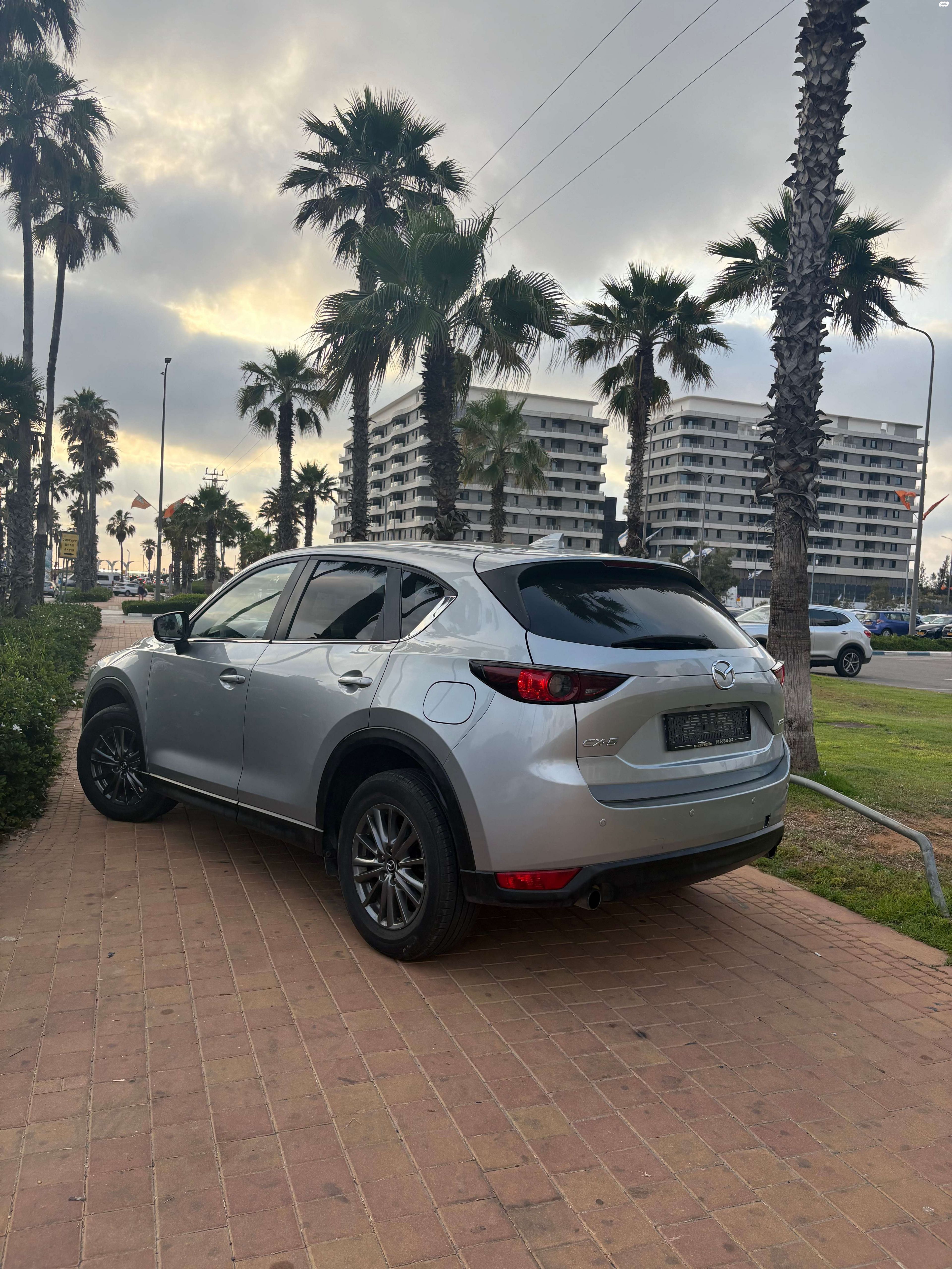 מודעת רכב מאזדה CX-5 2