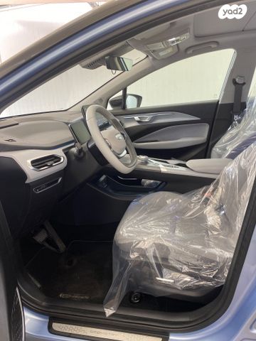 ג׳ילי Geometry C