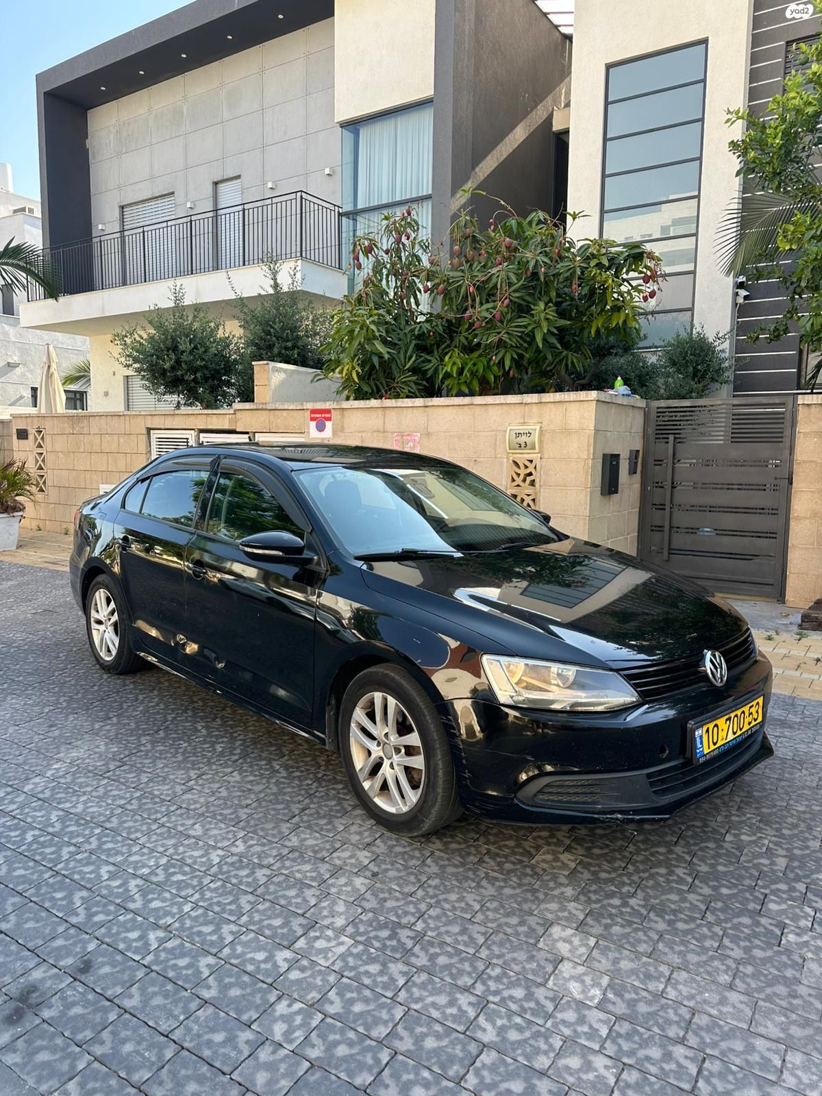 מודעת רכב פולקסווגן ג'טה