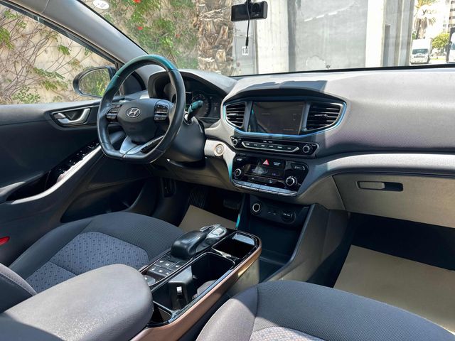 יונדאי איוניק