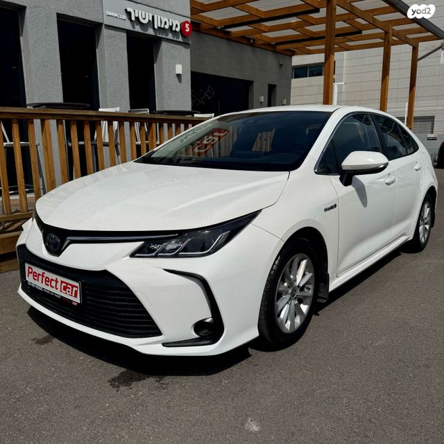 מודעת רכב טויוטה קורולה