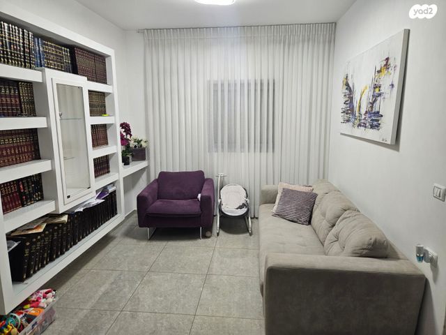 אהרון דב פוקס 17