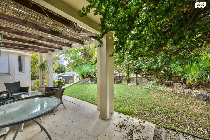 בית פרטי/ קוטג', דרור 4, נווה עמית, רחובות