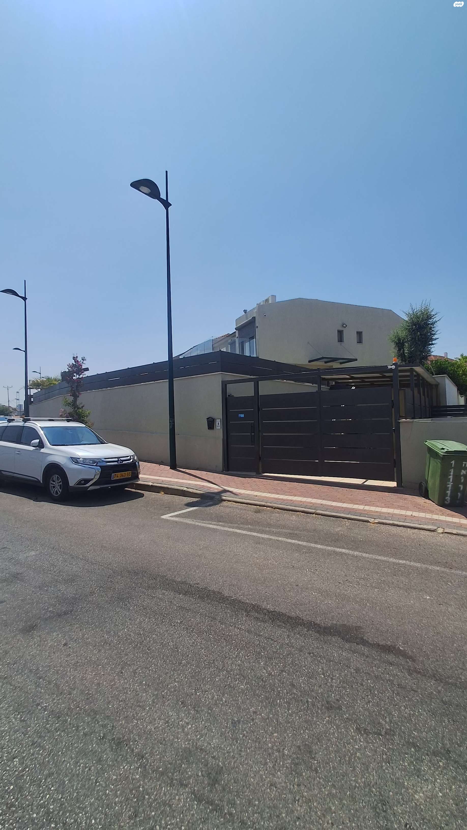האורן 111