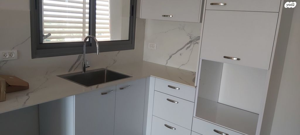 דופלקס, שדרות מנחם בגין 41, גבעת אולגה, חדרה