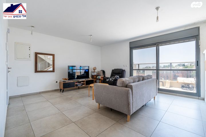 דופלקס, אורן, החורש, חריש