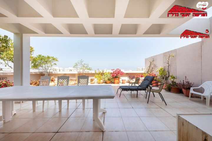 גג/ פנטהאוז, התזמורת, נאות אשלים, ראשון לציון