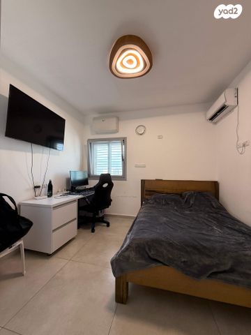 גג/ פנטהאוז, בלפור 43, עיר, מרכז העיר, נהריה