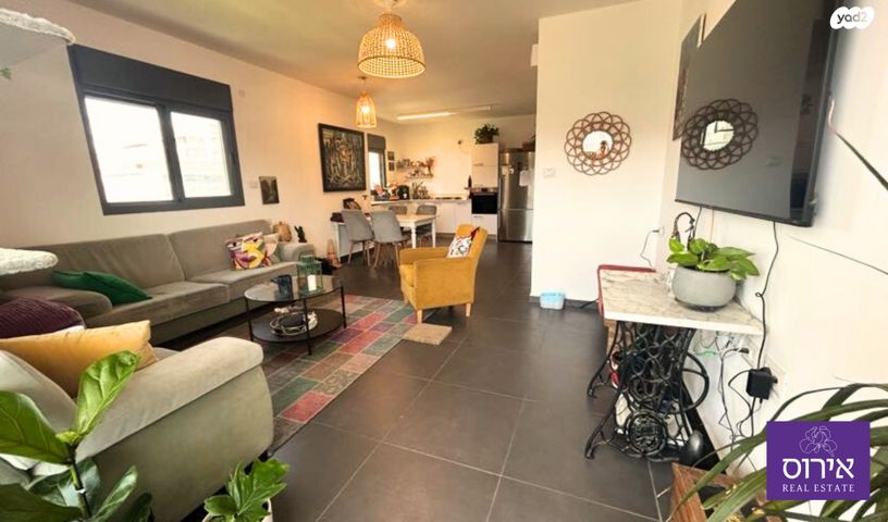 דירה, אורנים, מעלות תרשיחא