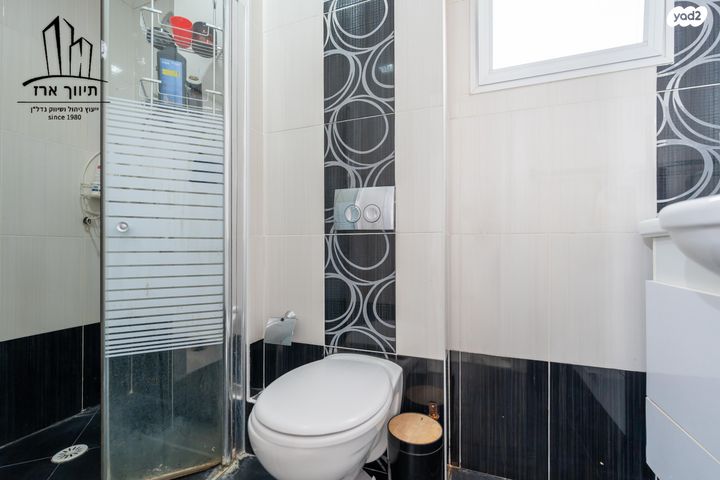 דירה, דקר, גני יער, לוד