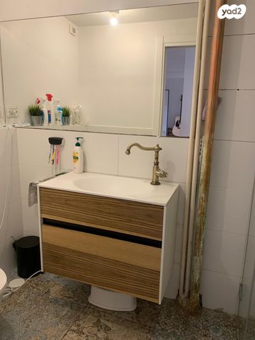 דירה, נווה רם, שיכון מזרחי, רמת גן