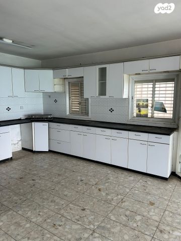 דירה, דרך בן גוריון 73, עצמאות יוספטל, בת ים