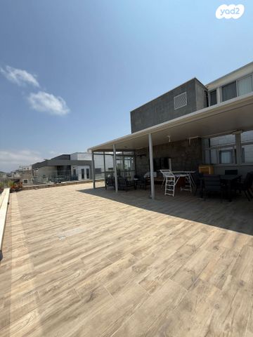 גג/ פנטהאוז, בלפור 43, עיר, מרכז העיר, נהריה