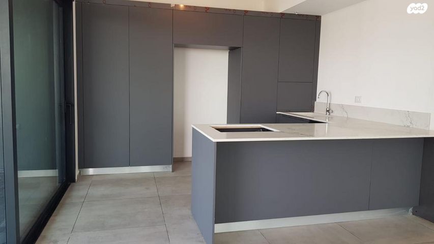 דירה, אריק איינשטיין 3, דרום חדש, פארק הים, בת ים