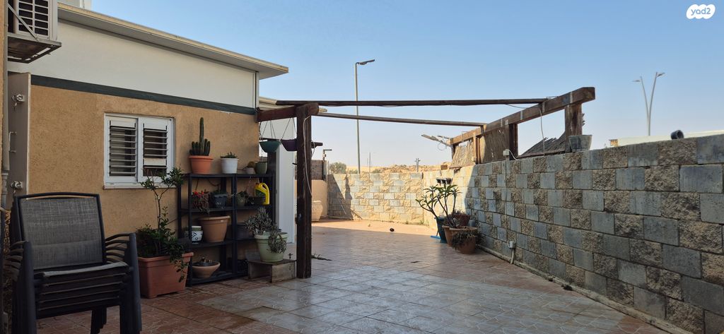 דירת גן, הושע בן באר, שפירא, אופקים