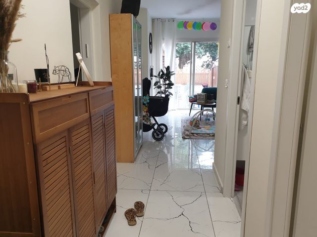 דירת גן, פתח תקווה