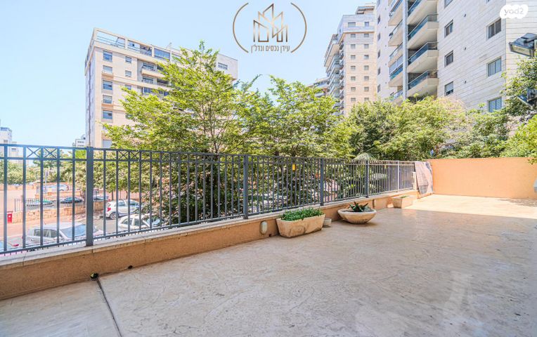 דירת גן, יונתן נתניהו, ברנע, אשקלון