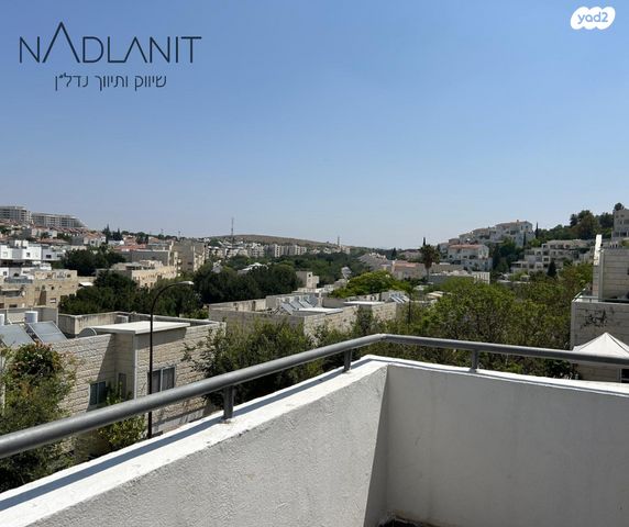 דירה, אלמוגן, הנחלים, מודיעין מכבים רעות