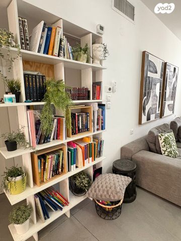 גג/ פנטהאוז, מיכאל, מרום נווה, רמת יצחק, רמת גן