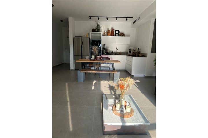 דירת גן, ציהתל"י 14, צהלון, שיכוני חסכון, תל אביב יפו