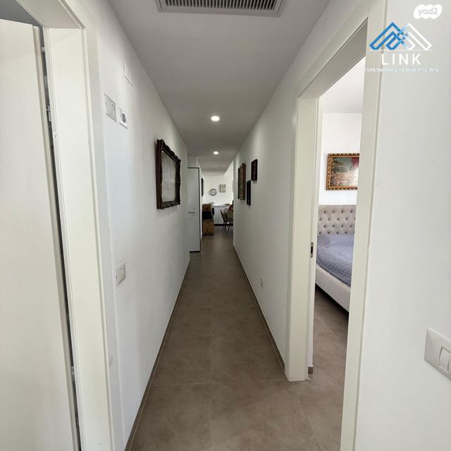 דירה, שדרות מנחם בגין, החותרים, טירת כרמל