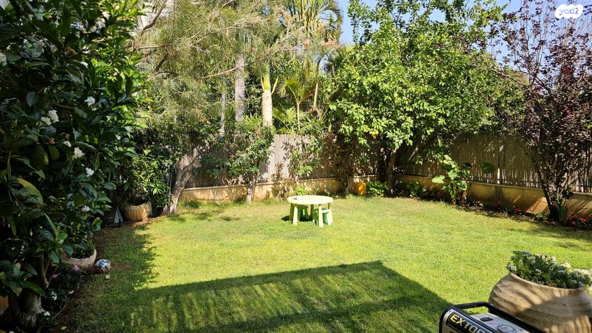 דירת גן, הדר, רמת השרון