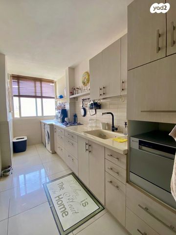 דירה, עוגב, נווה אפק, ראש העין