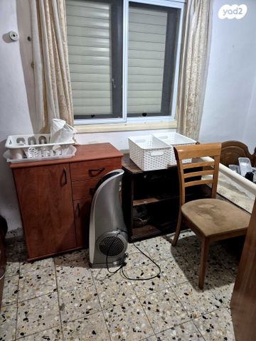 דו משפחתי, קרית טבעון