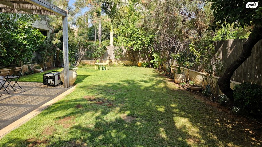 דירת גן, הדר, רמת השרון