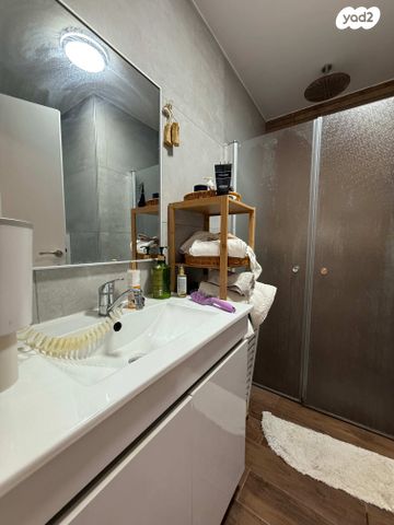 גג/ פנטהאוז, בלפור 43, עיר, מרכז העיר, נהריה