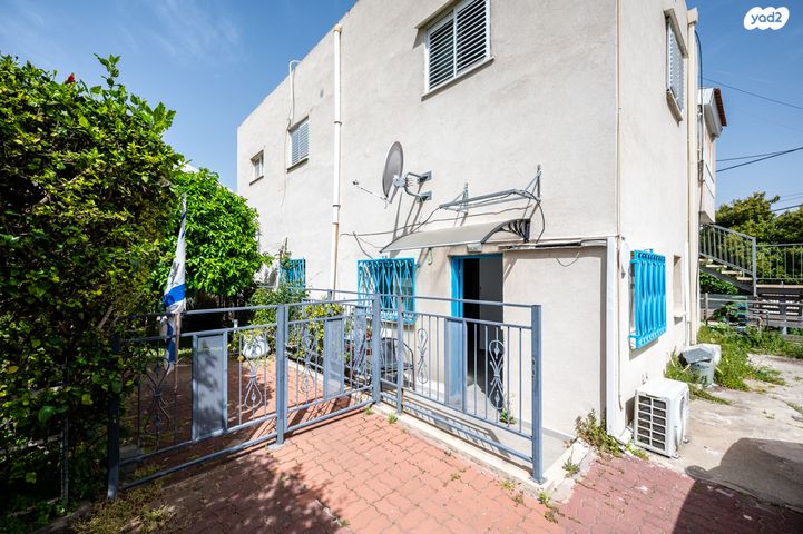 דירת גן, מושבה מרכז, זכרון יעקב