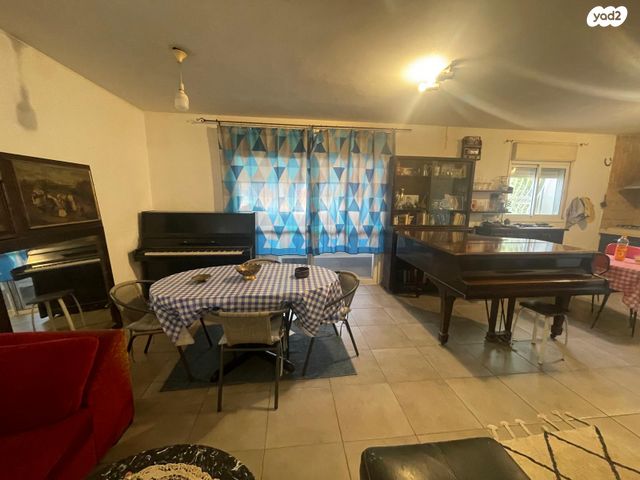 בית פרטי/ קוטג', בית אריה / עופרים