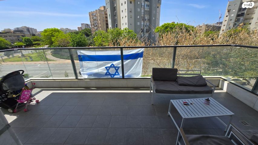 דירה, שלום עליכם, אגמים, נתניה