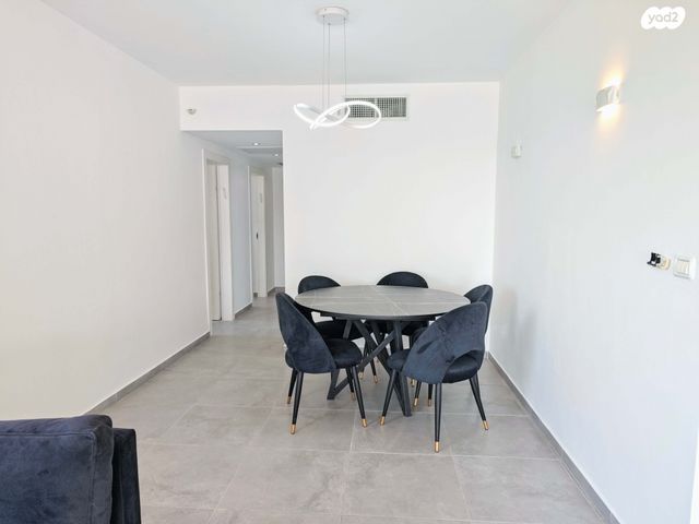 גג/ פנטהאוז, רמת הגולן 16, אריאל