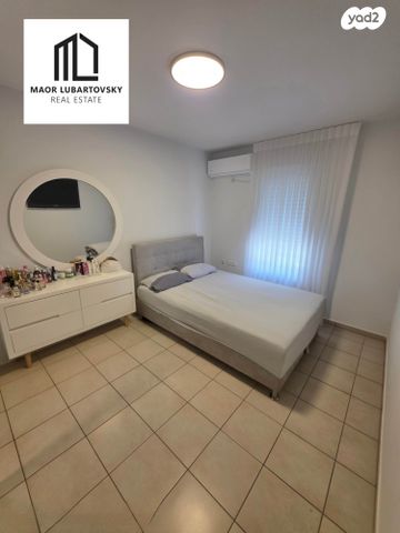 דו משפחתי, גבעת אביב, גדרה