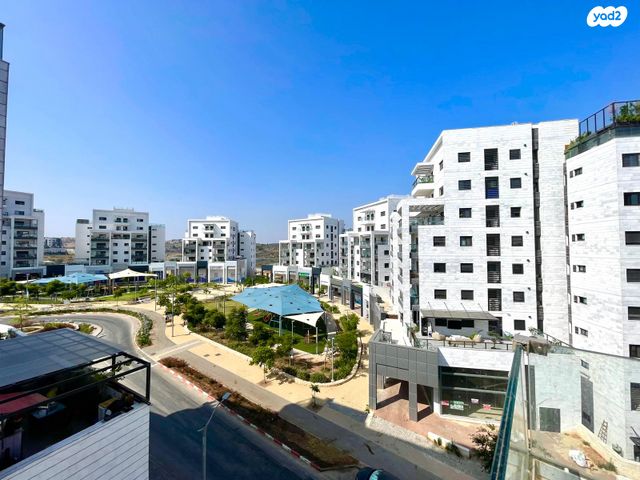 גג/ פנטהאוז, גולדה מאיר, מורשת, מודיעין מכבים רעות