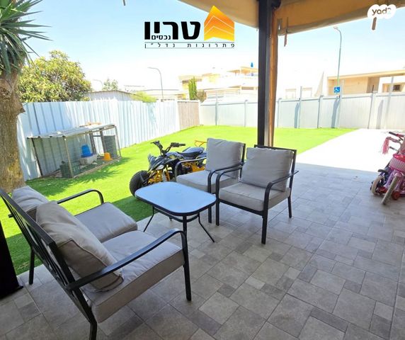 בית פרטי/ קוטג', אומן