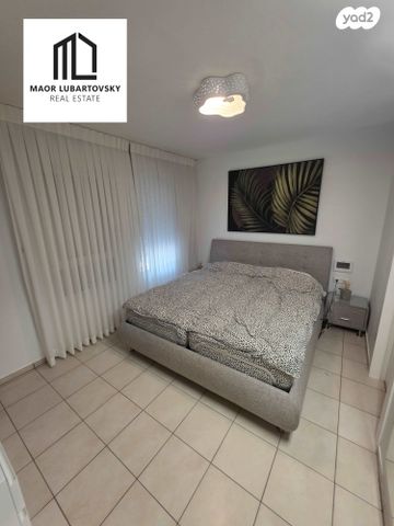 דו משפחתי, גבעת אביב, גדרה