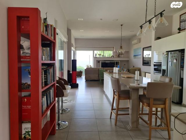 בית פרטי/ קוטג', קלע