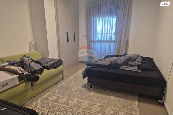 דירה, קניוק יורם 1, גני שרונה, קרית הממשלה, תל אביב יפו