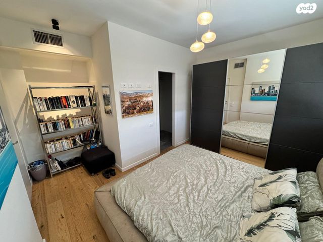 דירה, דבורה עומר, נאות שדה, רעננה