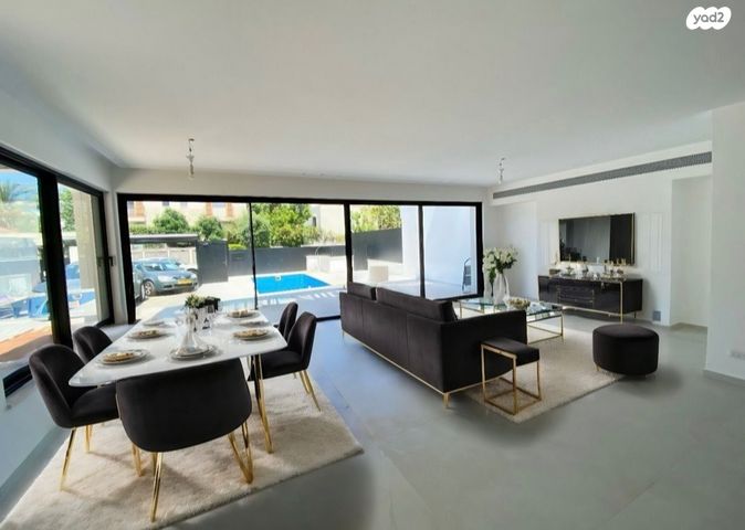 בית פרטי/ קוטג', הנשיא יצחק בן צבי, נוף ים, הרצליה