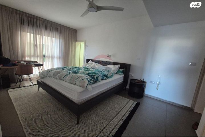 דירה, קניוק יורם 1, גני שרונה, קרית הממשלה, תל אביב יפו