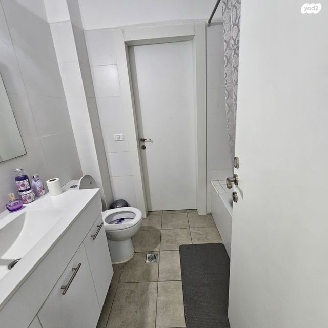 דירה, שדרות קק"ל 1, המחנה הצבאי, קרית מלאכי