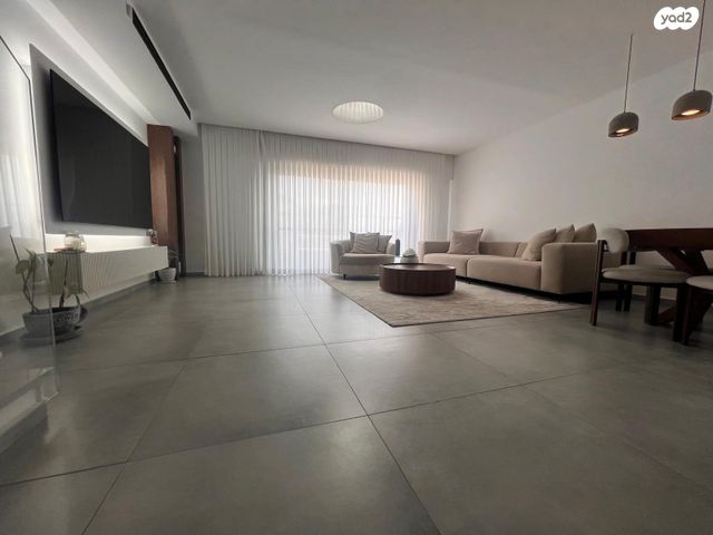 גג/ פנטהאוז, וייצמן, עיר, מרכז העיר, נהריה