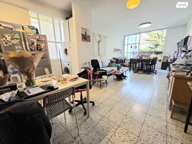 דירה, הל"ה, הל"ה, גבעתיים