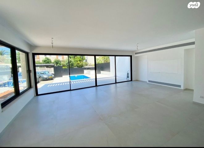 בית פרטי/ קוטג', הנשיא יצחק בן צבי, נוף ים, הרצליה