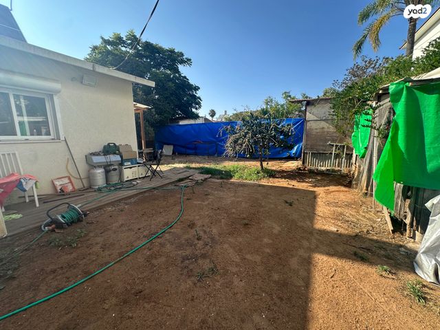 מגרשים, הפארק, כפר סבא