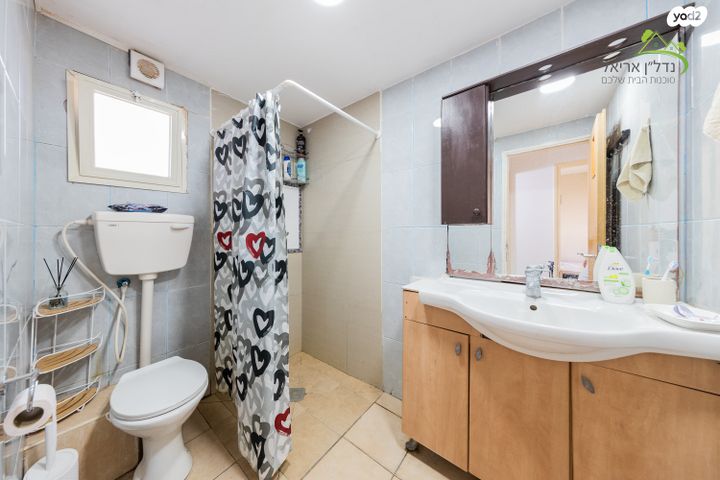 דירת גן, מוריה 18, רובע ה', אריאל