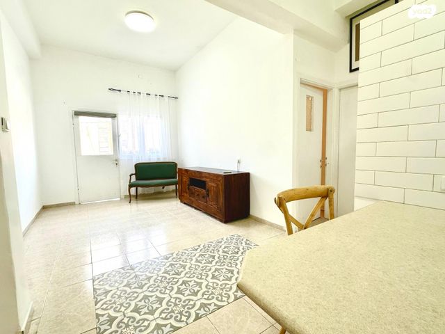 דירה, בן יהודה, חיפה